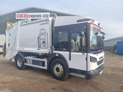 Dennis Elite 6 Plus 18t Narrow 4x2 Split Lift